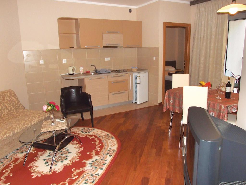 Apartments Oaza 2 Petrovac Cameră foto